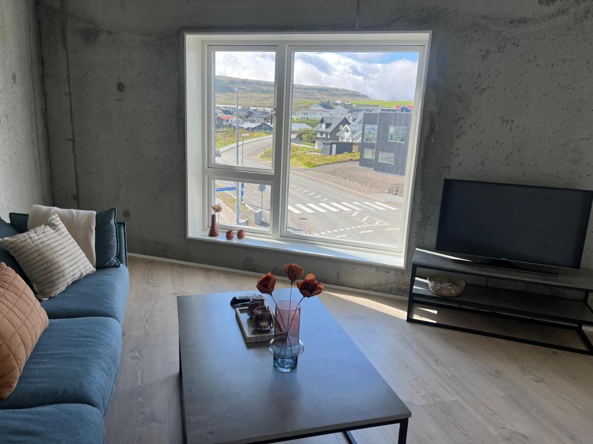 New 2 Bedroom Apt - Ocean And Mountain View Torshavn Exterior photo